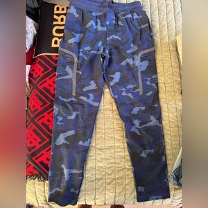 Fitted Elite Cargo Print